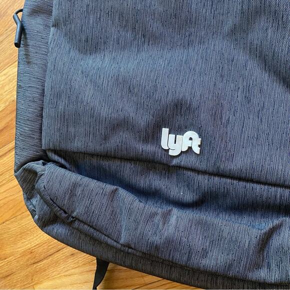 INCASE City Laptop Backpack with Luft branded logo - Picture 4 of 10